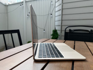 apple macbook air 150000 